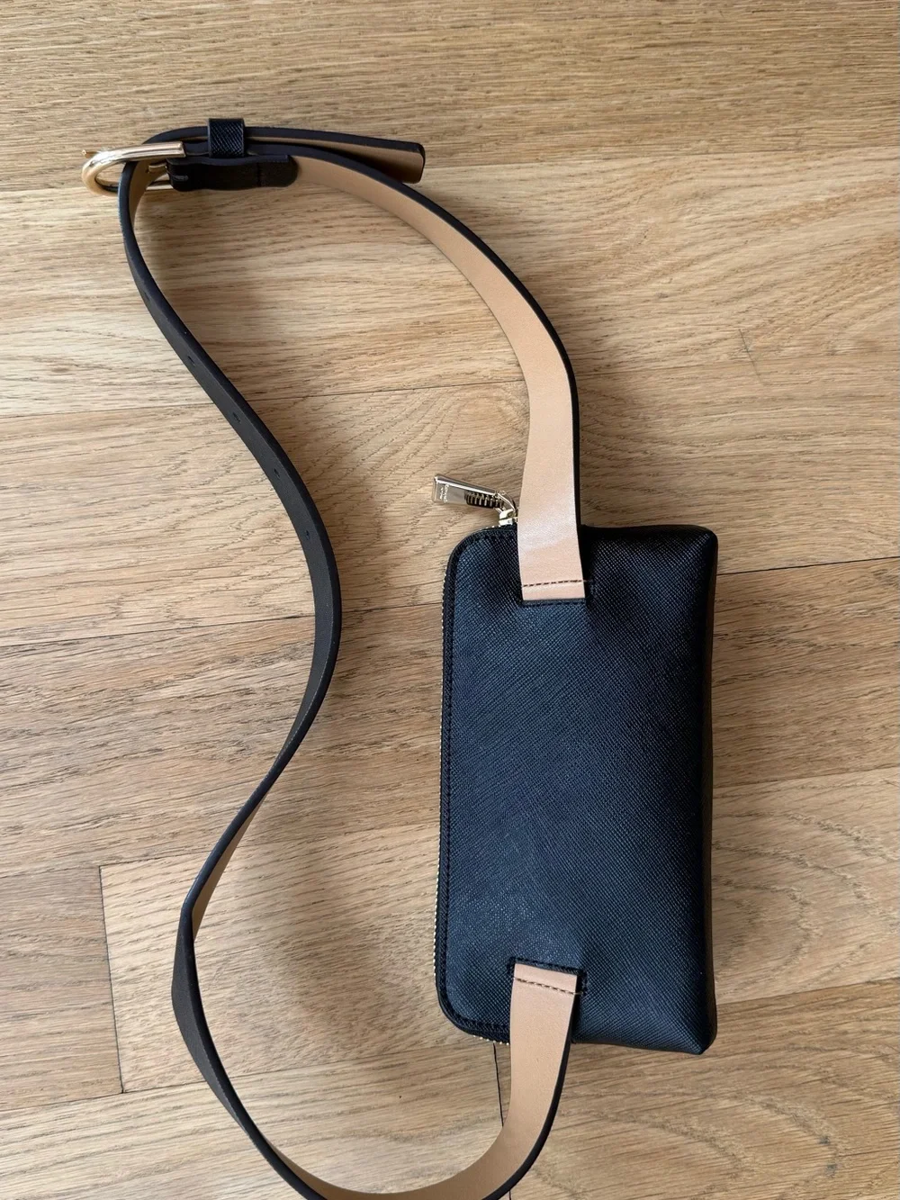 kate spade compact leather